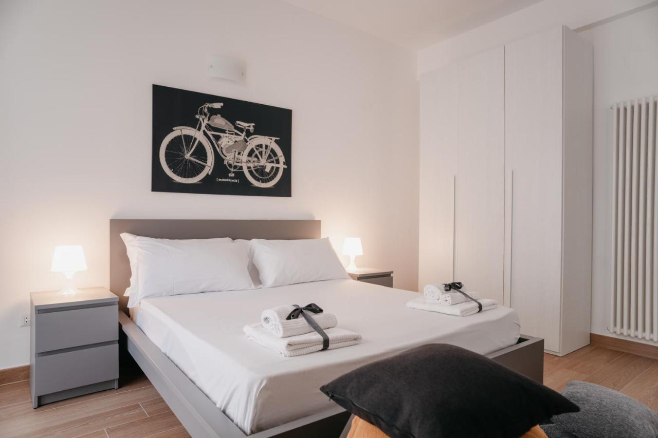 Brombeis Aurea By Casanapoletana - Town Center Apartment Naples Luaran gambar