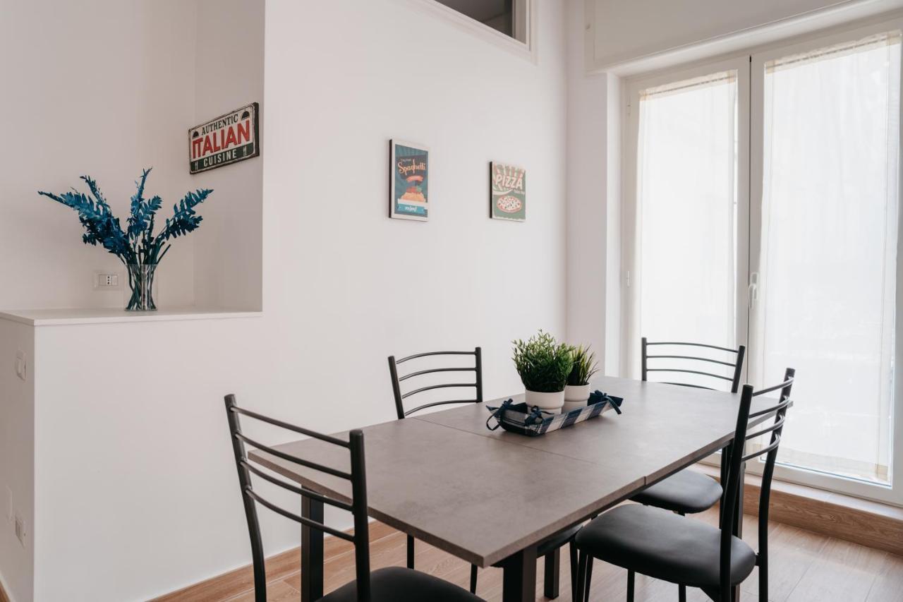Brombeis Aurea By Casanapoletana - Town Center Apartment Naples Luaran gambar