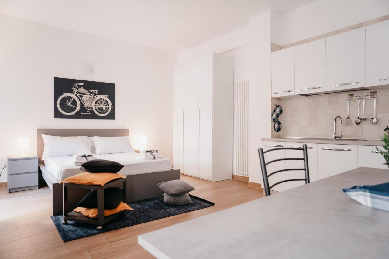 Brombeis Aurea By Casanapoletana - Town Center Apartment Naples Luaran gambar