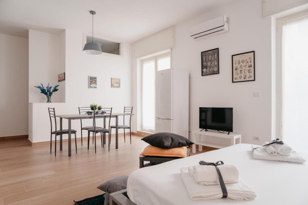 Brombeis Aurea By Casanapoletana - Town Center Apartment Naples Luaran gambar