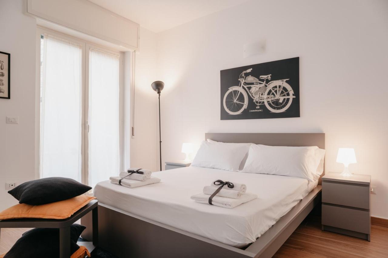 Brombeis Aurea By Casanapoletana - Town Center Apartment Naples Luaran gambar